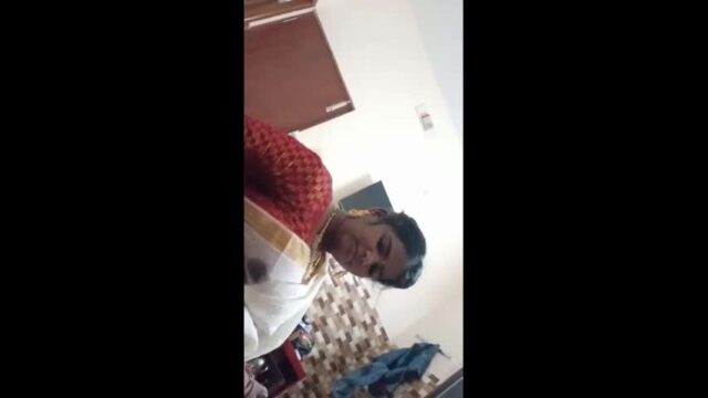 Desi Hot Tamil Tamil Wife Blowjob desi sex video