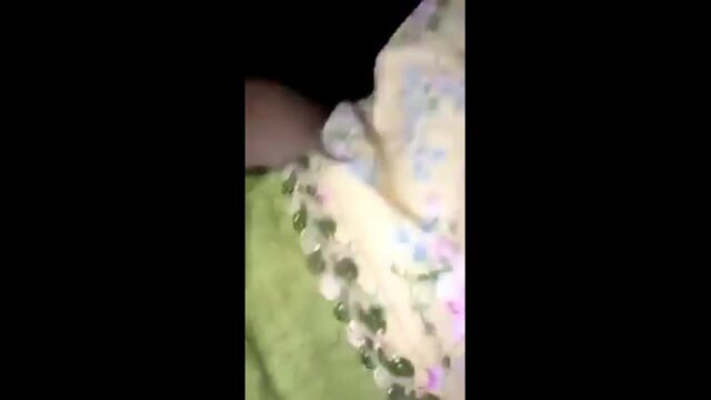 Desi aunty riding young boy dick young sex video