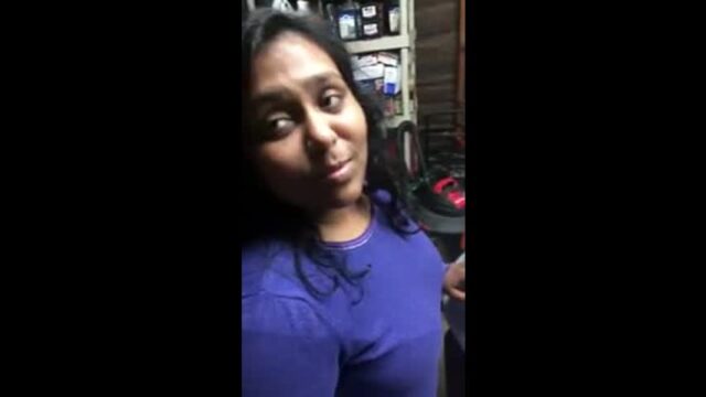 Desi Aunty Giving BJ tto Owner in Shoping Store