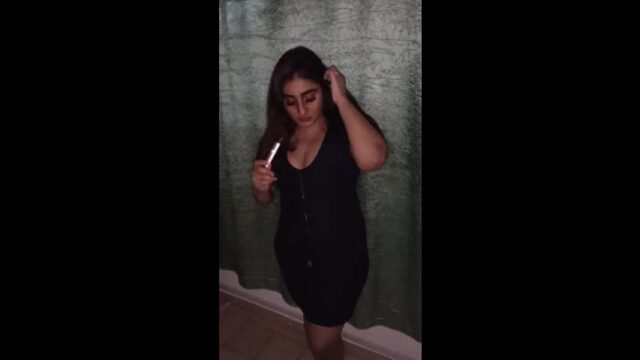 Curvy NRI Bitch Smoking & Masturbating her Thick Choot & Tasting her Pussy Juices