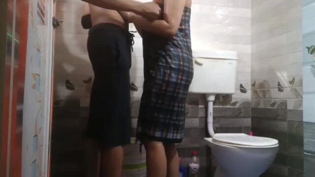 Bhabi and Devar fucked secretly in bathroom..Don’t miss it! devar sex video