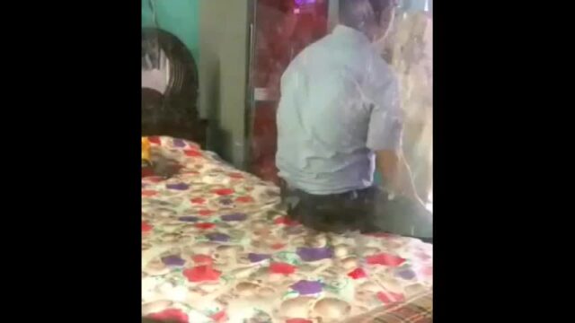 Bangladeshi Bhabi Fucking affair With Husband Office Boss husband sex video