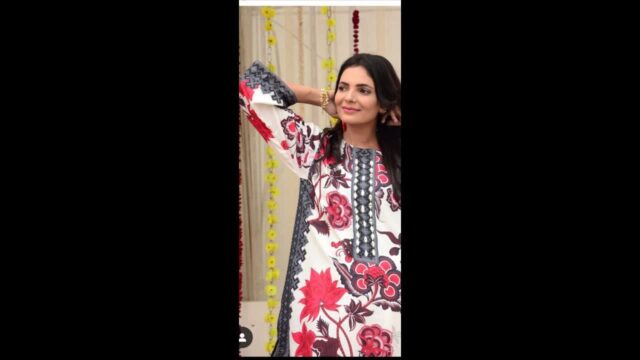 Beautiful Paki Mal Showing showing sex video