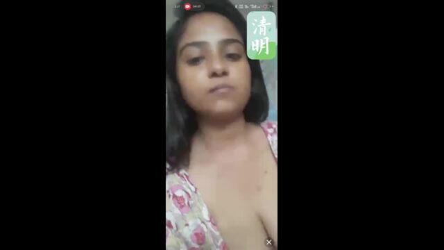 priti, Shy Bengali Girl, Showing Boobs on Chamet Live with Face live sex video
