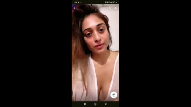 Supermodel Satarupa Pyne aka Nefertiti Hot Cleavage Show on Tango Live live sex video