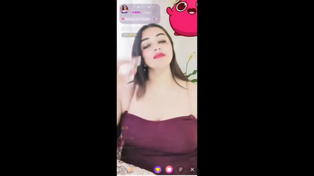 Dahia big boobs girl 121 chamet with full face boobs sex video