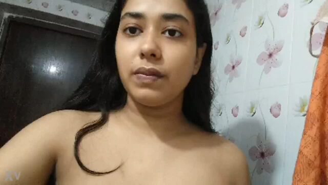 Sexy Hot Girlfriend Showing Cute Boob Shaved Pussy cute sex video