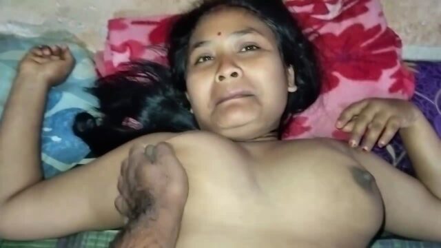 Sexy Desi Housewife Hardcore Fucking with Hubby hubby sex video