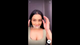 Cadbury Full Show On Live Spreading Pussy and Showing Asshole