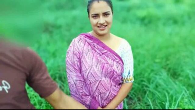Cute Bhabi fucked in field