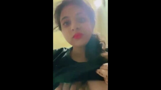 Sexy GF riding dick with boobs show dick sex video