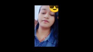 Hot cute bengali girl showing her boobies to her bf
