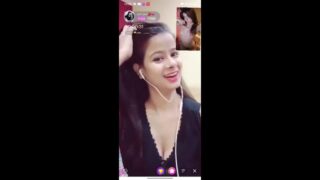 Cute Peri Peri Boobs Out on Live Chamet Show