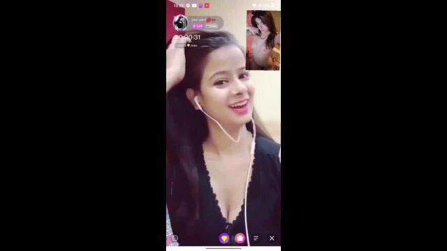 Cute Peri Peri Boobs Out on Live Chamet Show live sex video