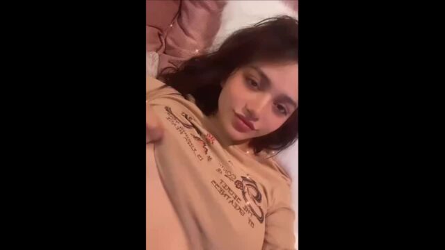 Gorgeous maal selfie round big boobs viral show gorgeous sex video