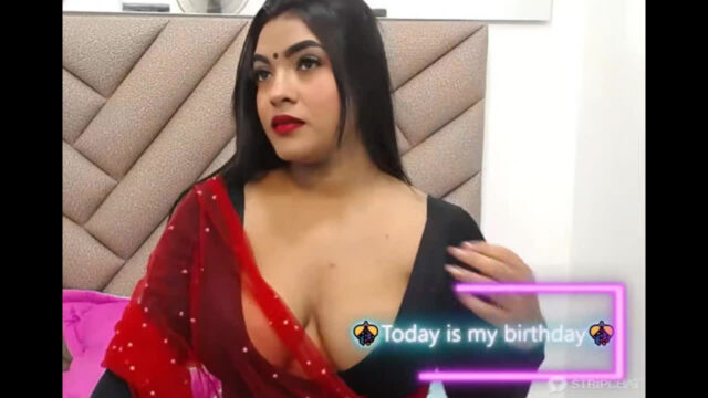 Hot bengali girl show her hot cleavage bengali sex video