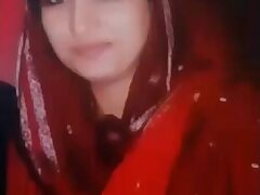 Bhabi from Punjab Masturbates in front of the Camera