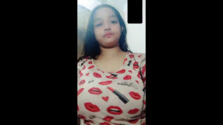 Sexy Chubby Girlfriend Showing Big Melons And Sucking