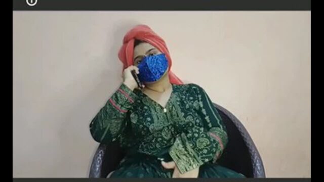 Horny Bhabi Talking Phone and Pussy Fingering talking sex video