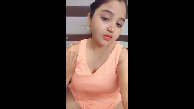 Beautiful Chubby Girlfriend Showing Big Boob Ass And Nude Bathing boob sex video