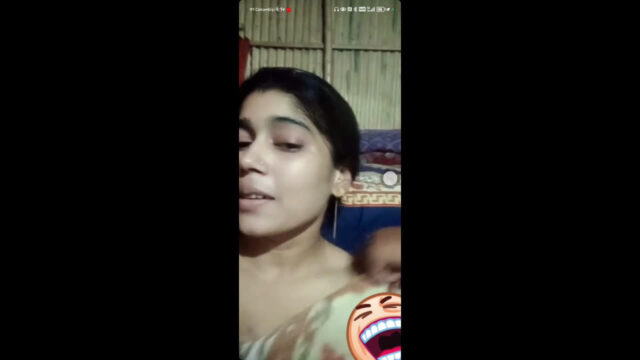 Beautiful Village Bhabhi Showing Nude Fingering nude sex video