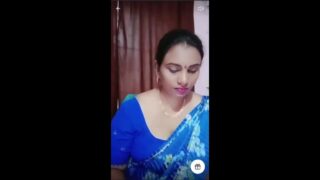 Sexy MILF Bindu Hot Navel Show Licking Nipples and Gyrating Big Ass on Bed Live Show