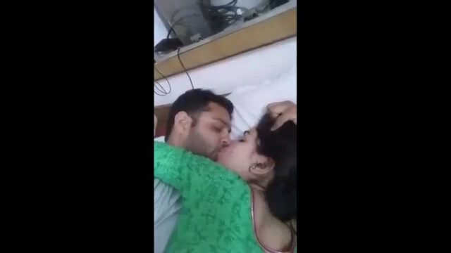 Desi Bhabi Romance in Lover lover sex video