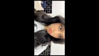 Desi teen sending nude hairy pussy snaps to lover