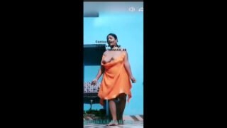 Husn Ki Rani Youtuber Tango Live