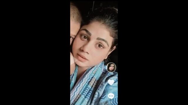 Desi Gf Showing Lover lover sex video
