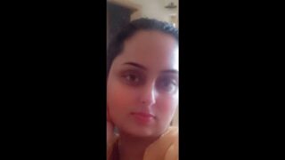 paki girl showing big boobs