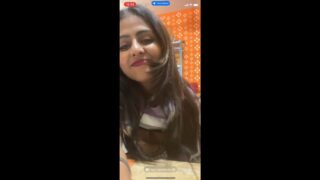 Bigboob Sexy Indian Milf Showing