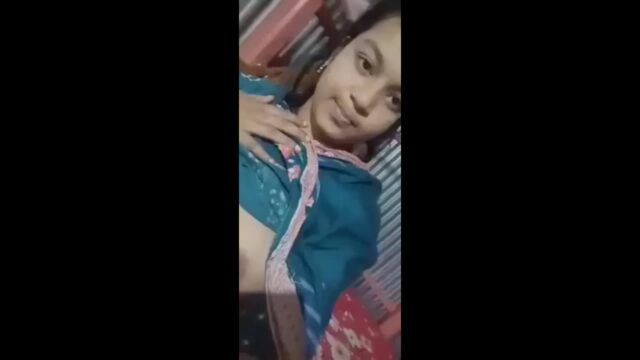 Beautiful Village Wife Showing showing sex video