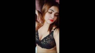 Beautiful Sexy Mal Showing Boob