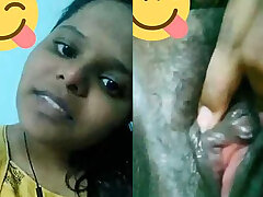 Telugu girl showing her hot nude body to Bf