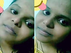 Telugu Slut Deepika Showing Her Pussy On Call