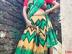 Sonali and a Boy Have Sex on the Wall in Public
