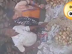 Aunt jerks apple vendor on the street