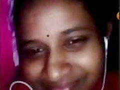 Tamil girl Showing On VideoCall