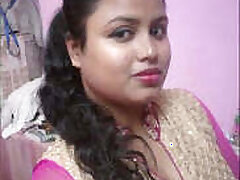 Bigboob desi Bhabi Showing Clips Merged In