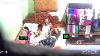 बूढ़े ससुर ने छोटी बहु के साथ बिस्तर में मजे मारे!