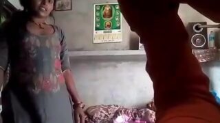 पंजाबी भाभी को चपरी लवर ने घोड़ी बना के चोदा