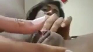 Horny Mumbai girl ass masturbation video