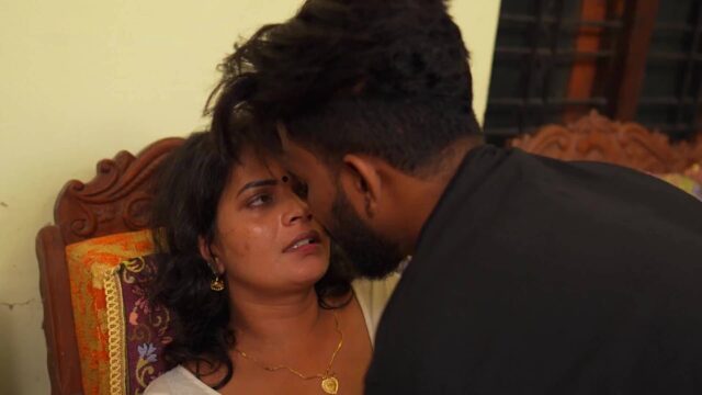 Mallu maid aunty aroused by pervert guy near hubby and fucked