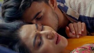 Beautiful UP actress Anupama hot sex scene with young guy