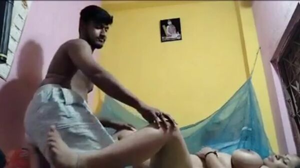 Chubby Bangla housewife