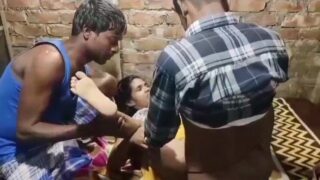 Hot Desi MMS XXX MFM threesome sex video with dehati Bhabhi