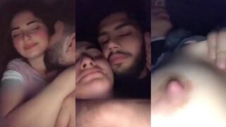 Ghazab wali Karachi girl hot kissing & boobs sucking in car