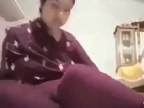 Desi big boobs Bhabhi showing all bur and gaand in video call