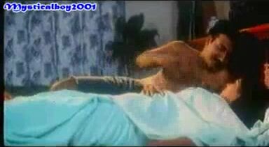 Erotic sex video of Mallu aunty seduced by her lover